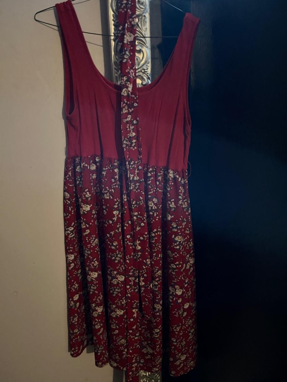 Red Floral Sleeveless Midi Dress - Picture 2 of 2